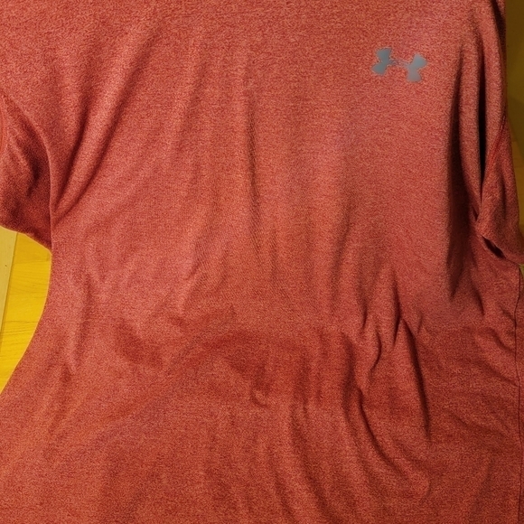 Under Armour Loose Tee - Picture 4 of 6